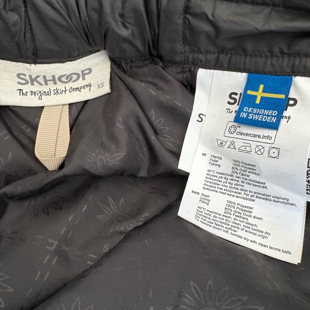 SKHOOP Black Long Down Skirt - Picture 5 of 6